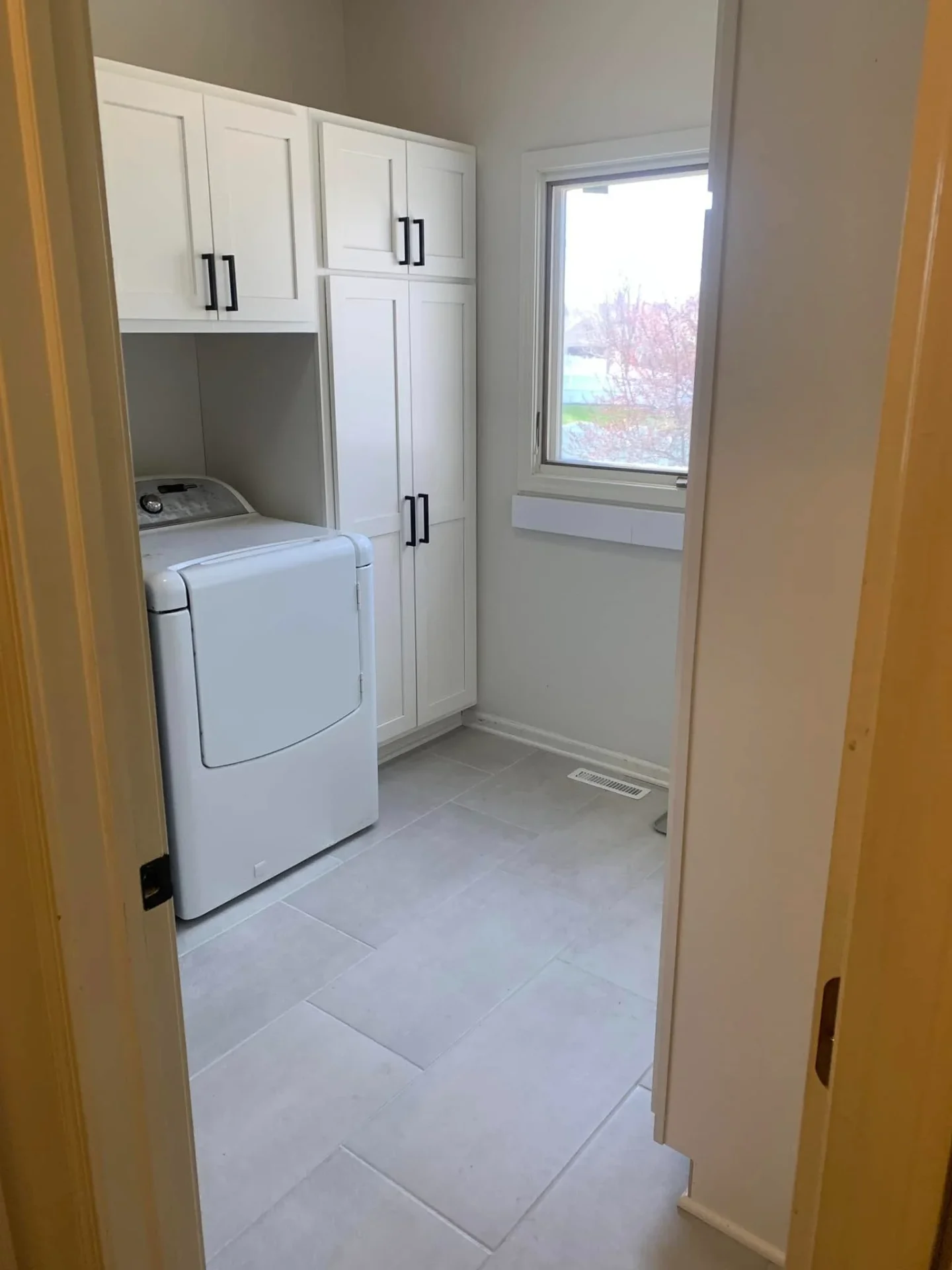 laundry room remodel, after